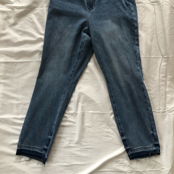 Judy Blue Denim - Judy Blue Boyfriend Fit Jeans 1/25